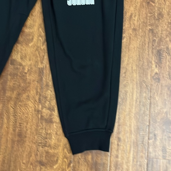 Jordan Fleece Joggers Size XL - Picture 8 of 17